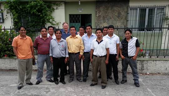Seminary students in Discipleship course in Guayaquil.